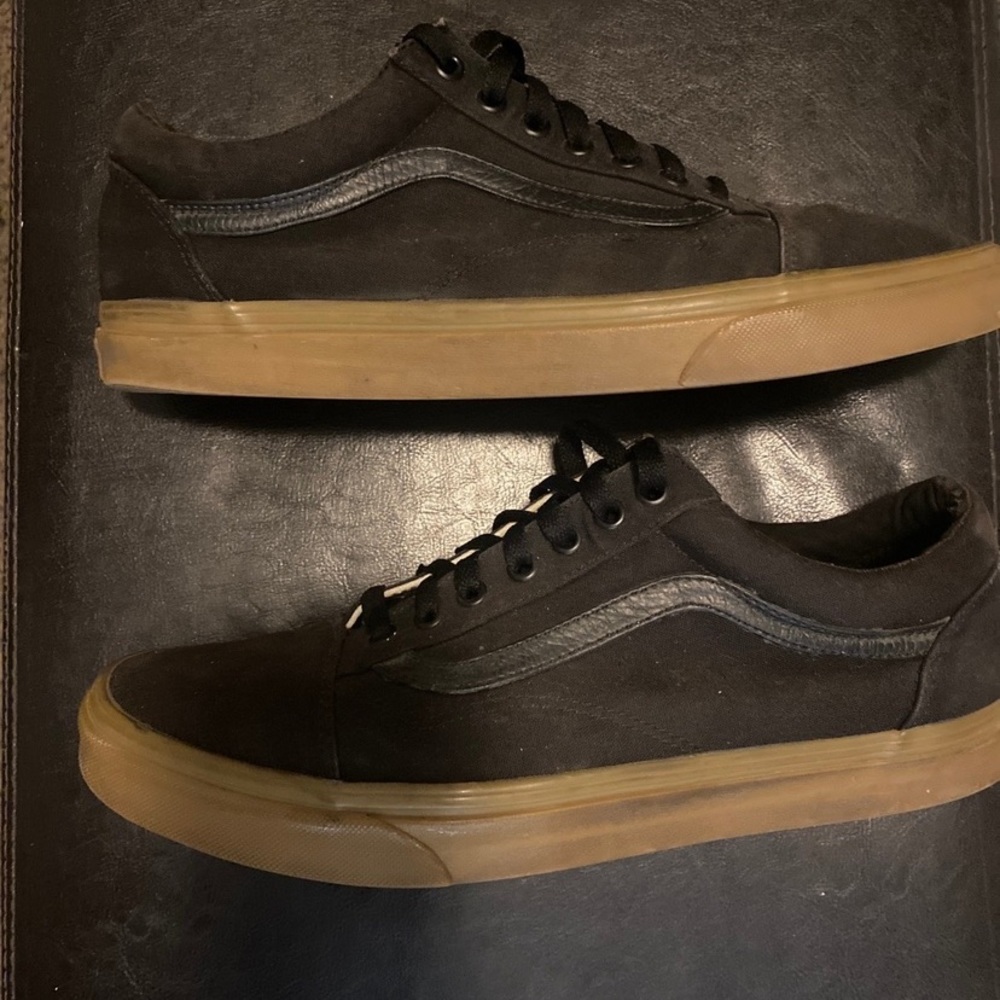 Black Vans Size 11.5 Good condition  !